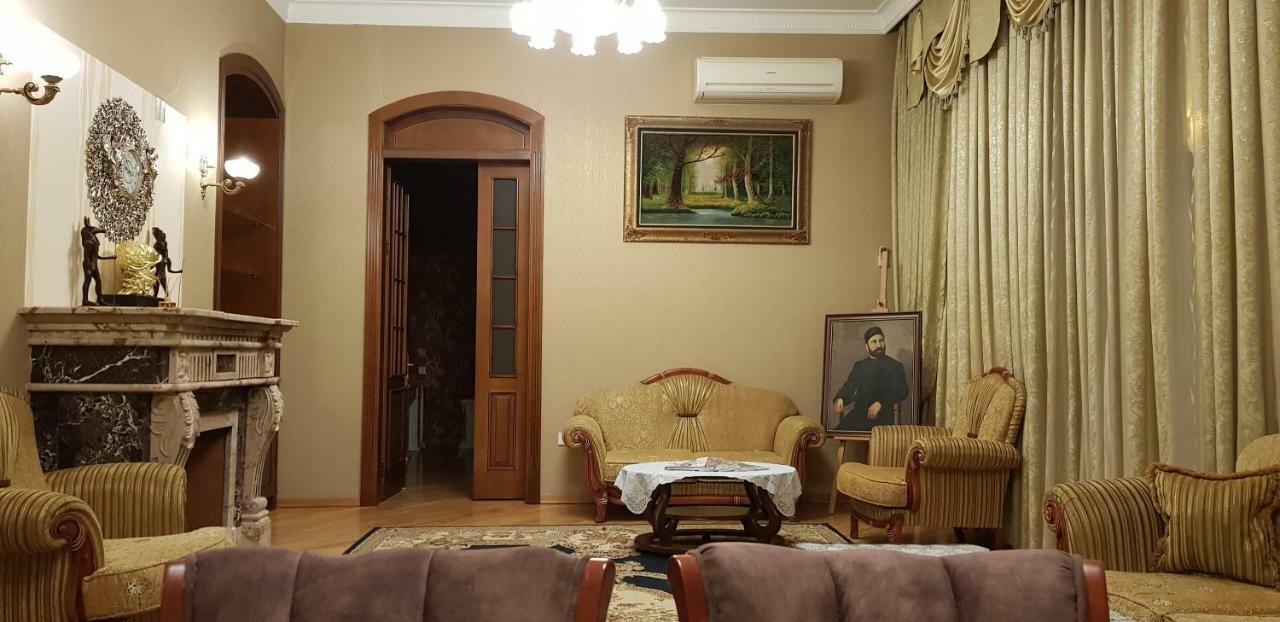 Gulluoglu Royal Suite Luxury Apartment Baku Eksteriør billede